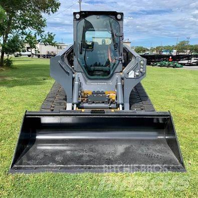 John Deere 331G Mini krautuvai
