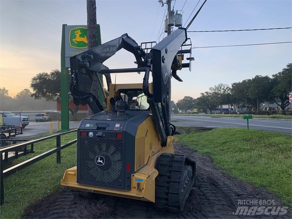 John Deere 331G Mini krautuvai