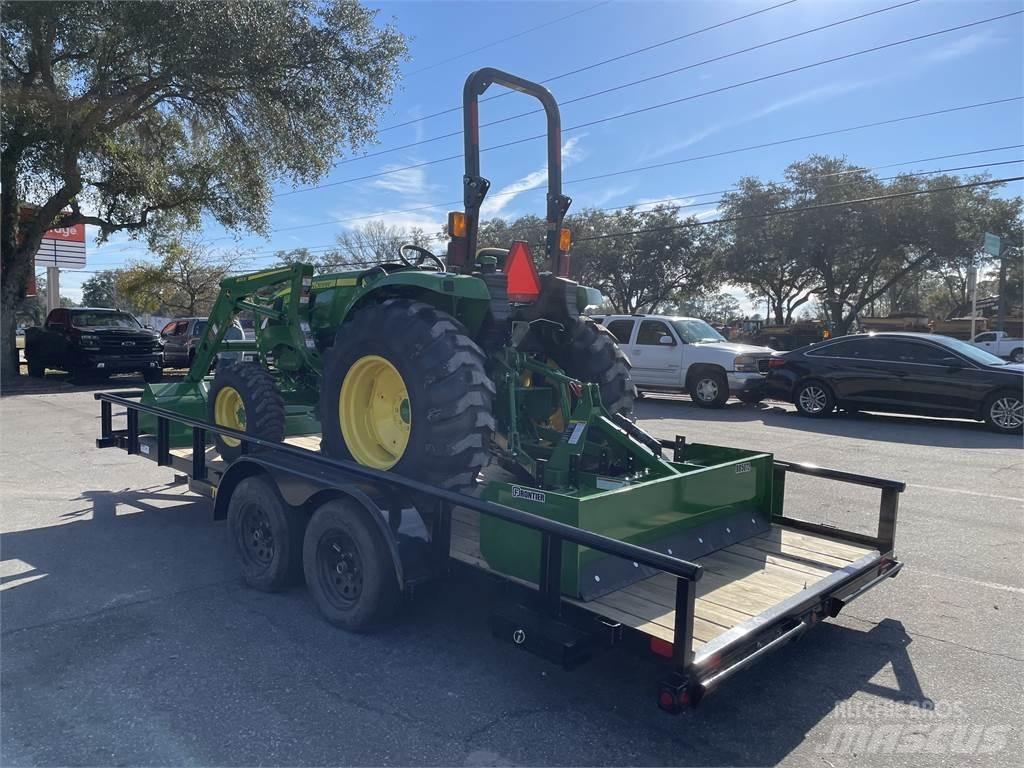 John Deere 4044M Traktoriai