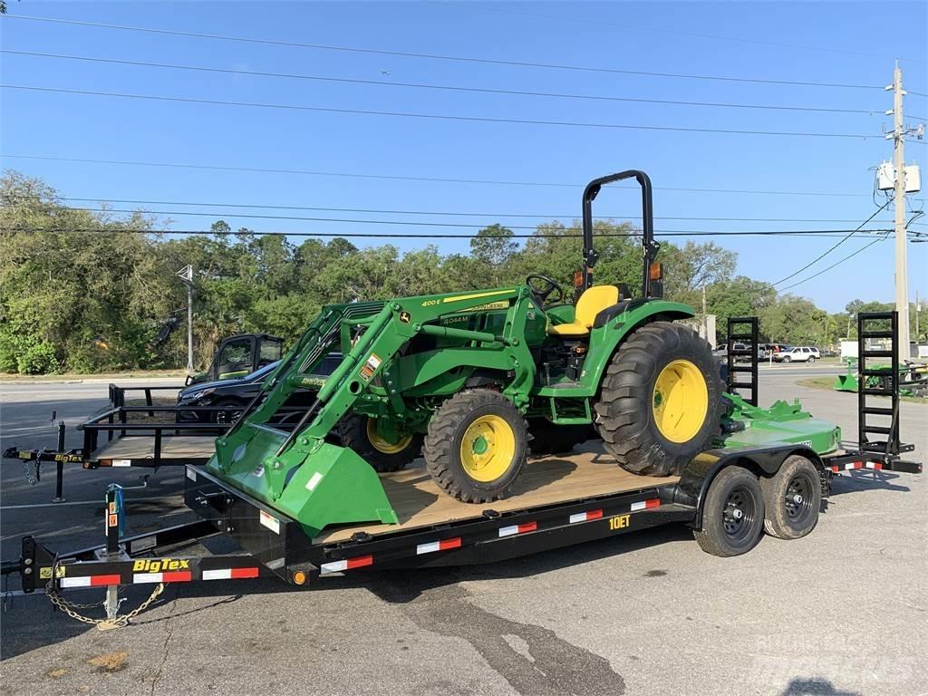 John Deere 4044M Traktoriai
