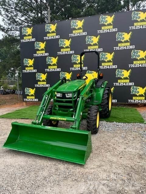 John Deere 4044R Traktoriai