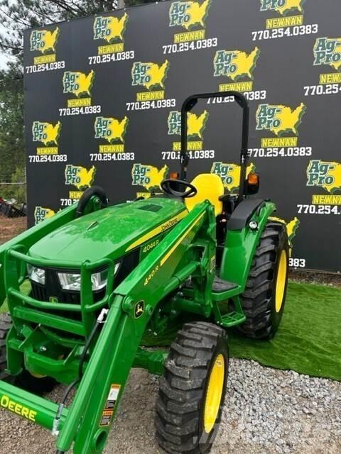 John Deere 4044R Traktoriai