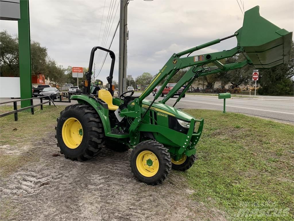 John Deere 4066M Traktoriai