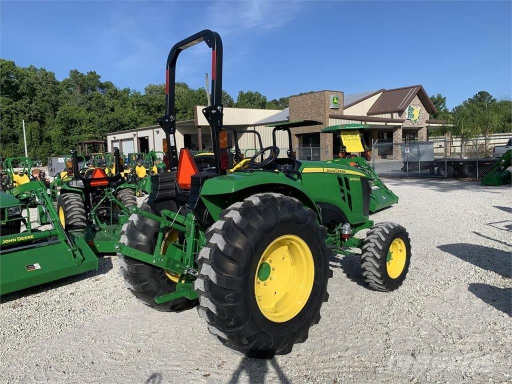 John Deere 4066M Traktoriai