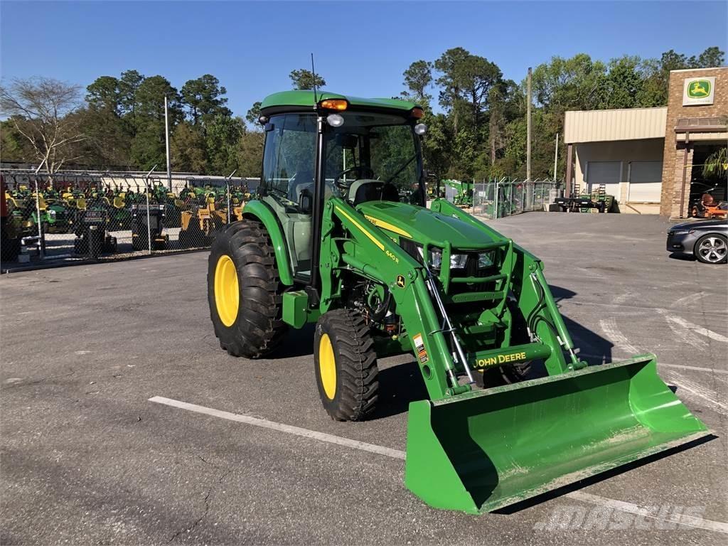 John Deere 4066R Traktoriai