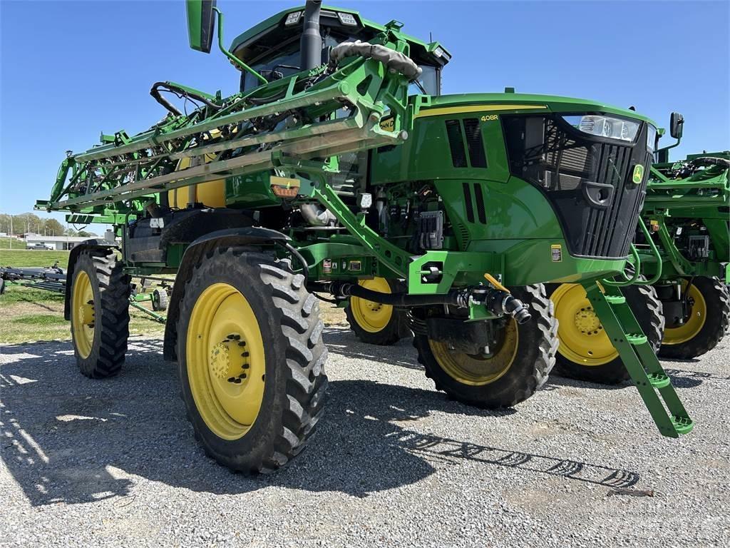 John Deere 408R Prikabinami purkštuvai