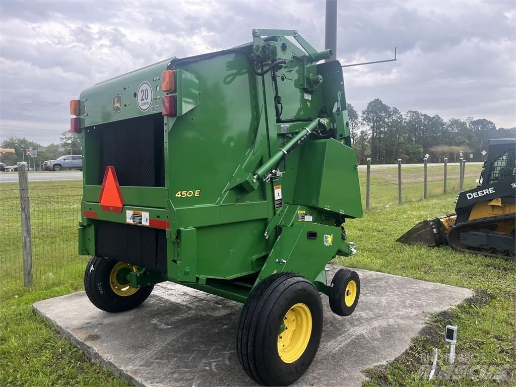 John Deere 450E Ritinių presai