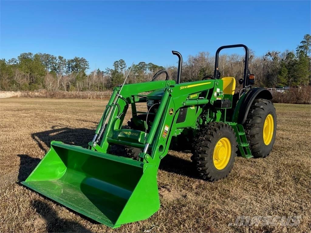John Deere 5045E Traktoriai