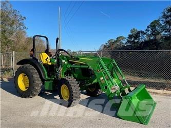 John Deere 5045E Traktoriai
