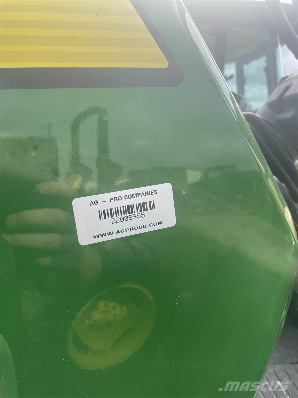 John Deere 5060E Traktoriai