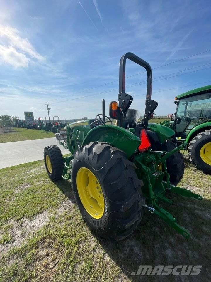 John Deere 5060E Traktoriai