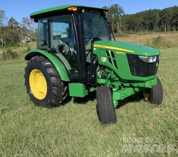 John Deere 5075E Traktoriai