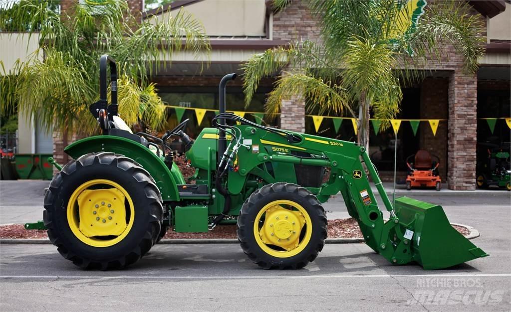 John Deere 5075E Traktoriai