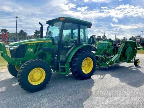 John Deere 5075E Traktoriai