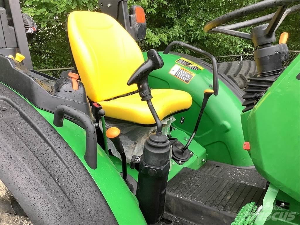 John Deere 5075E Naudoti kompaktiški traktoriai