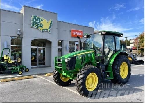 John Deere 5090M Traktoriai