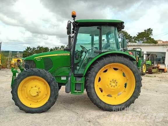 John Deere 5090R Traktoriai
