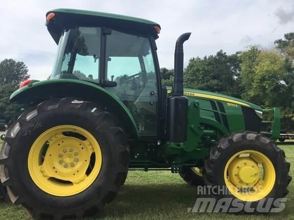 John Deere 5100E Traktoriai