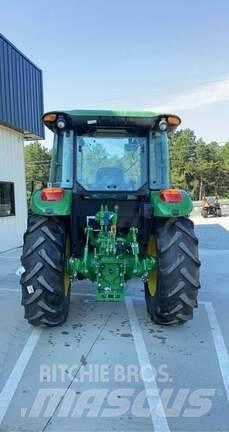 John Deere 5100E Naudoti kompaktiški traktoriai