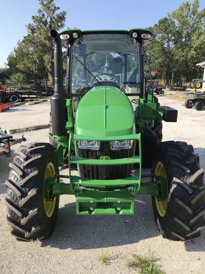 John Deere 5105M Traktoriai