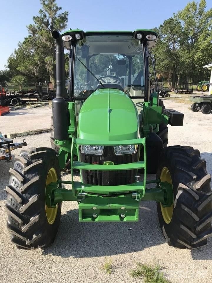 John Deere 5105M Traktoriai