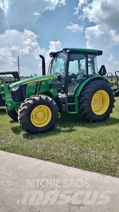 John Deere 5105M Traktoriai