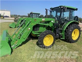 John Deere 5115M Traktoriai