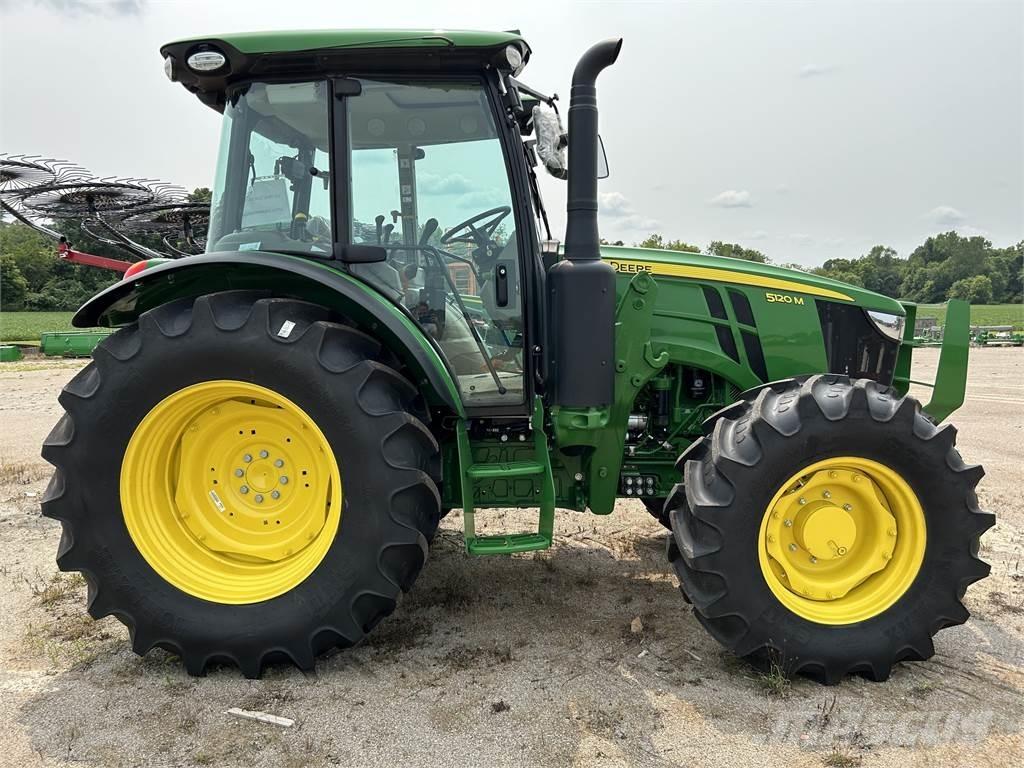 John Deere 5120M Traktoriai