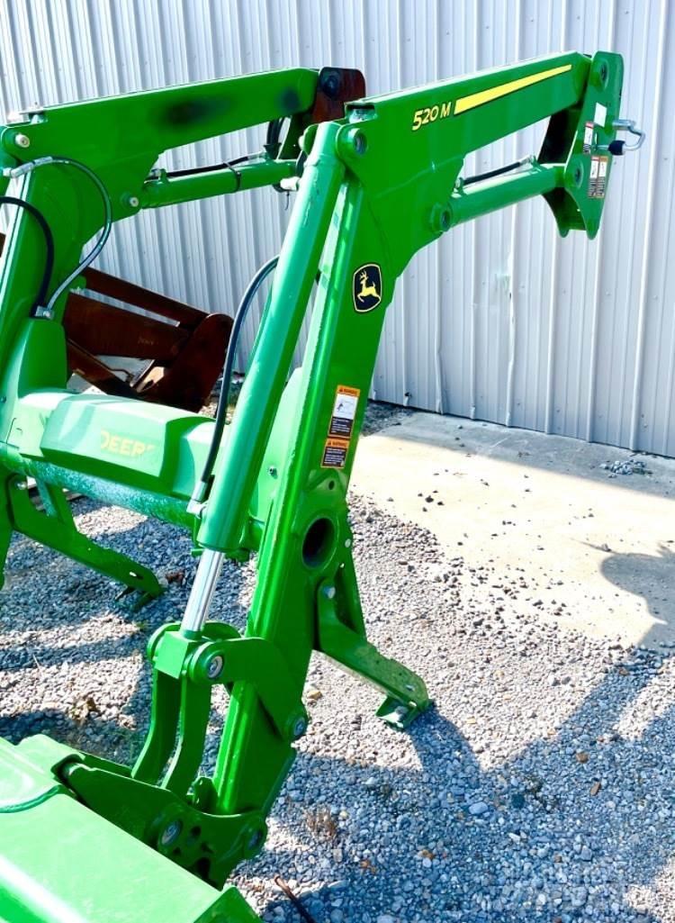 John Deere 520m Traktoriai