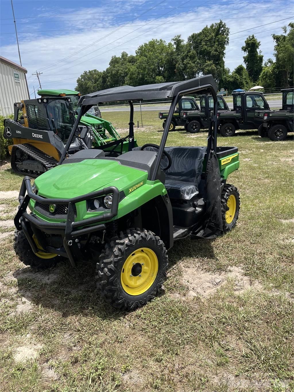 John Deere 560E Specializuotos paskirties technika