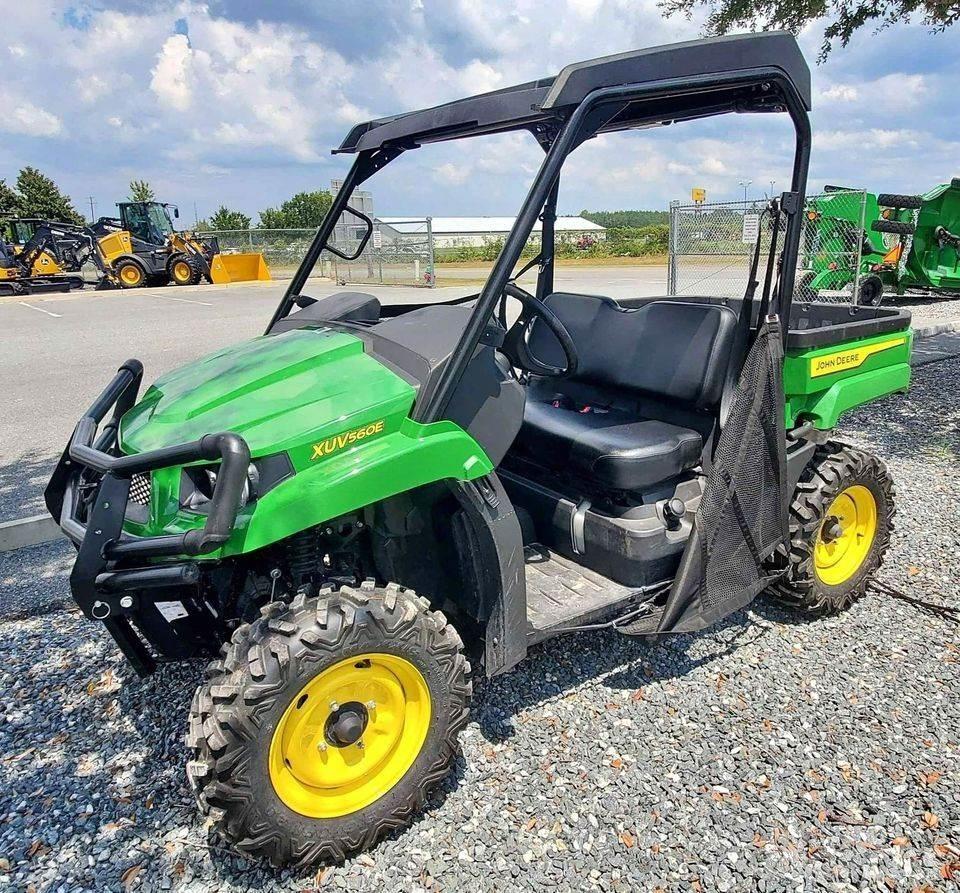 John Deere 560E Specializuotos paskirties technika