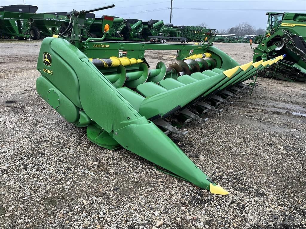 John Deere 608C Derliaus nuėmimo kombainų priedai