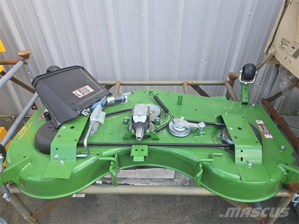 John Deere 60D Sodo traktoriukai-vejapjovės