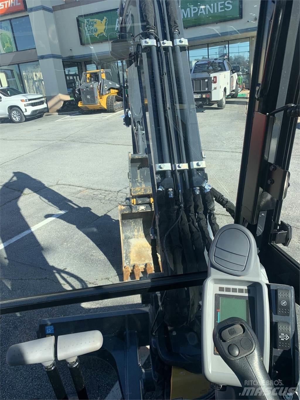 John Deere 60P Aukštuminiai ekskavatoriai