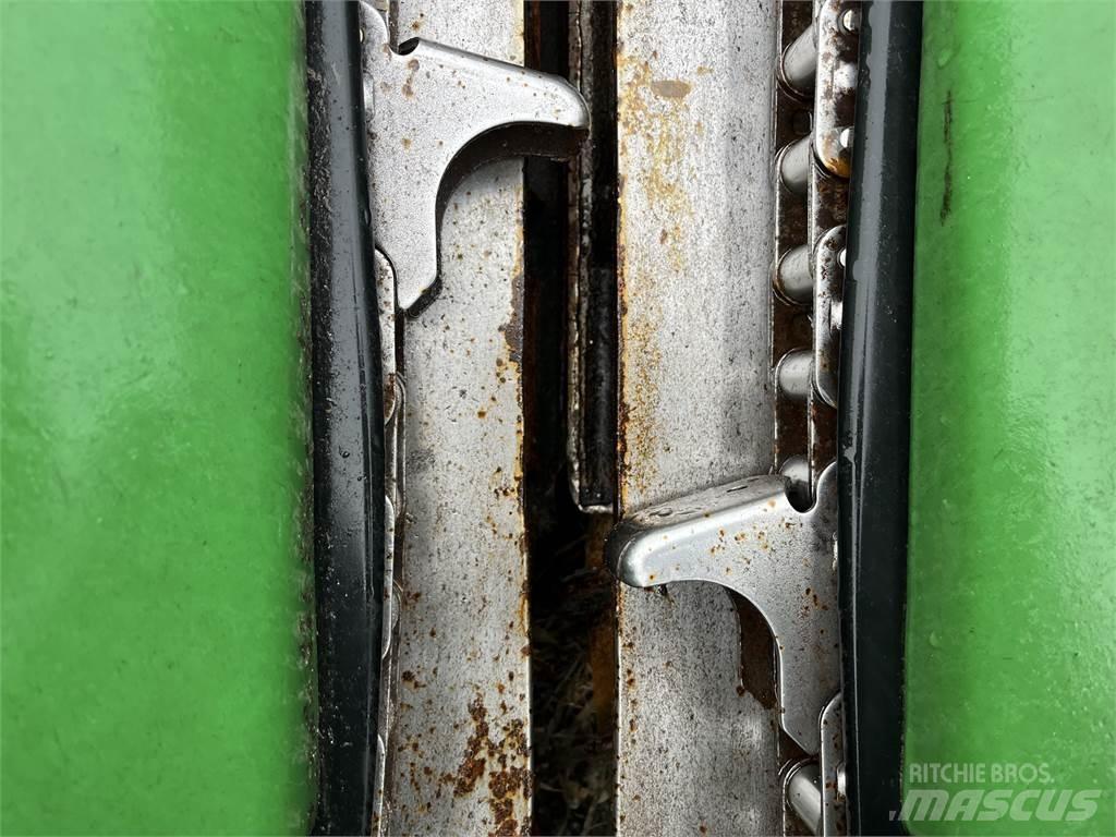 John Deere 612C Derliaus nuėmimo kombainų priedai