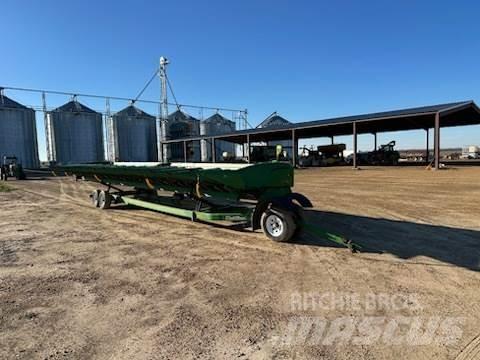 John Deere 616C Derliaus nuėmimo kombainų priedai