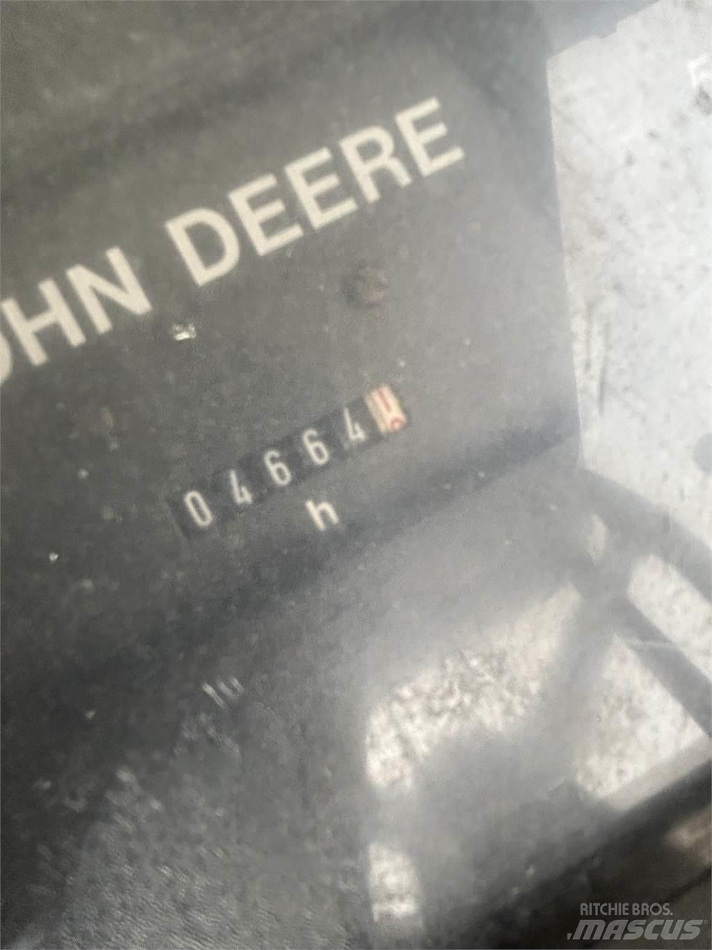 John Deere 6200 Traktoriai