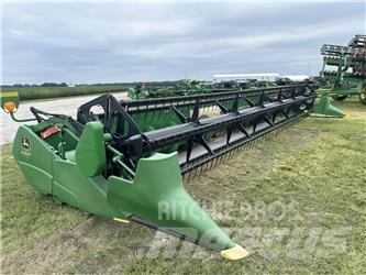 John Deere 630F Derliaus nuėmimo kombainų priedai