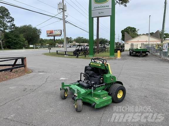 John Deere 652R Sodo traktoriukai-vejapjovės