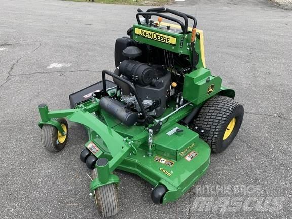 John Deere 652R Sodo traktoriukai-vejapjovės