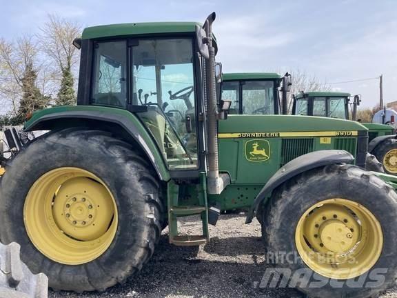 John Deere 6910 Traktoriai