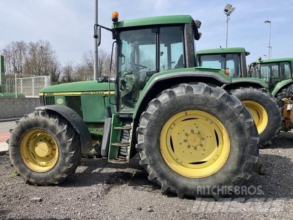 John Deere 6910 Traktoriai