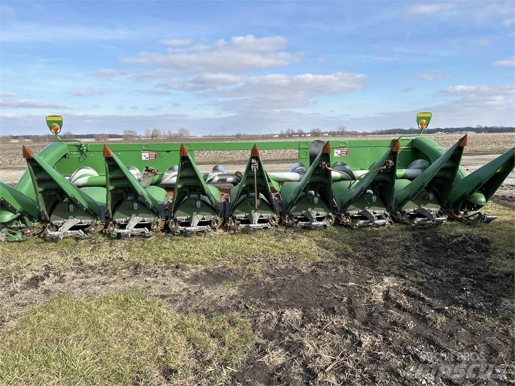 John Deere 708C Derliaus nuėmimo kombainų priedai