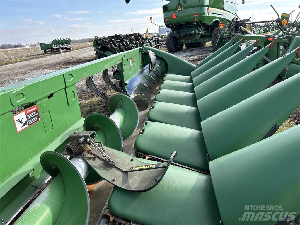 John Deere 708C Derliaus nuėmimo kombainų priedai