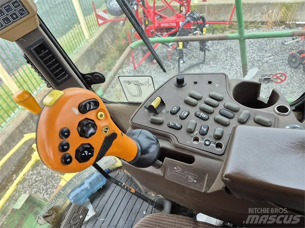 John Deere 7300 Pašarų kombainai