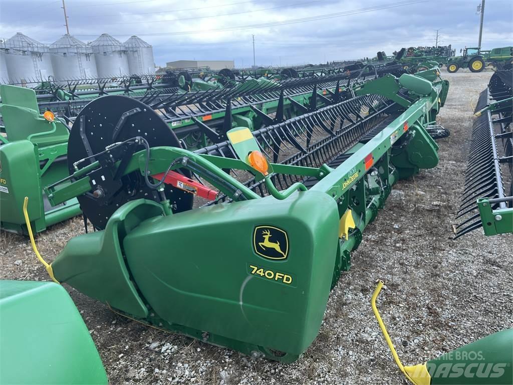 John Deere 740FD Derliaus nuėmimo kombainų priedai