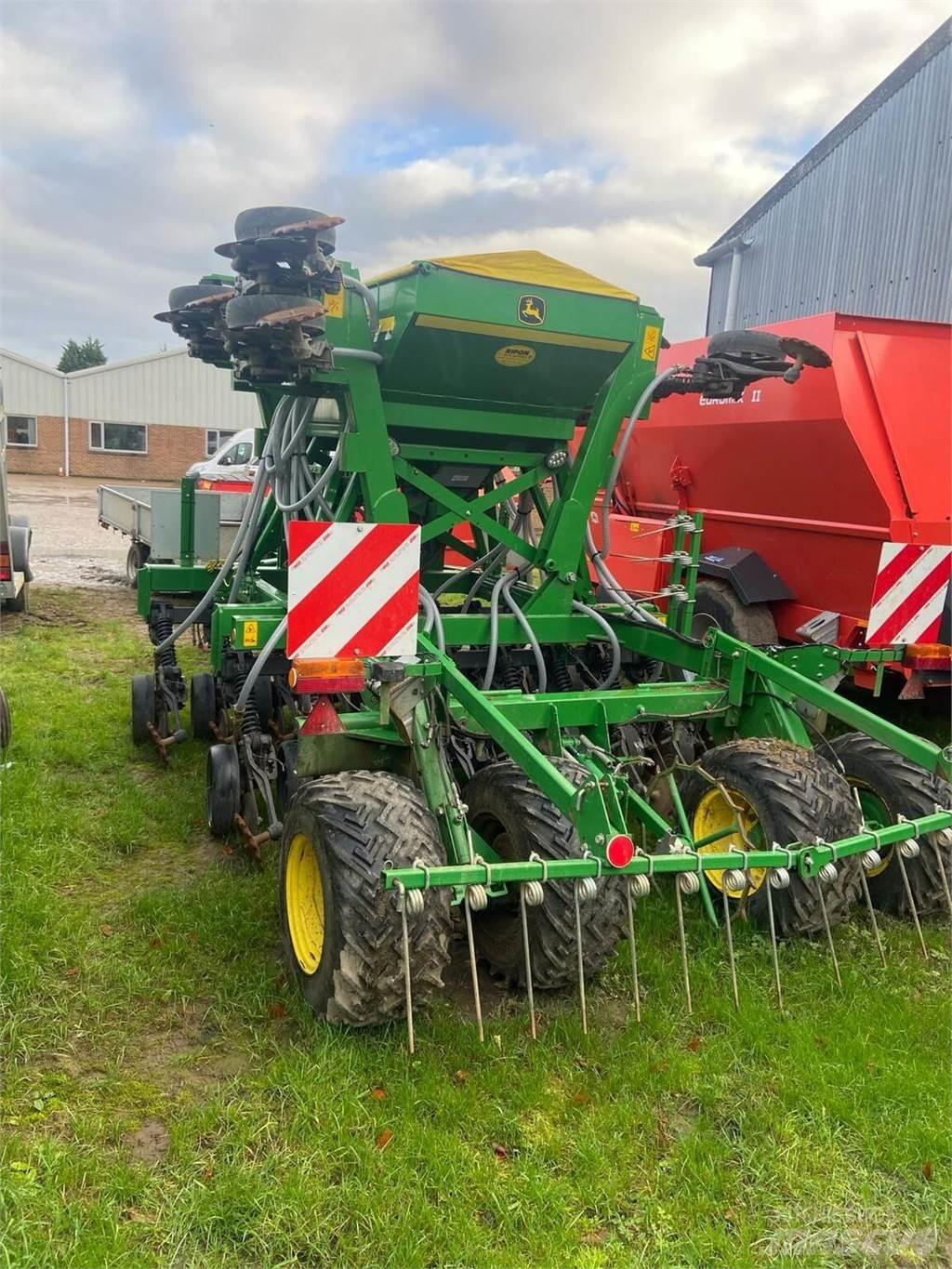 John Deere 750A Sėjimo technika