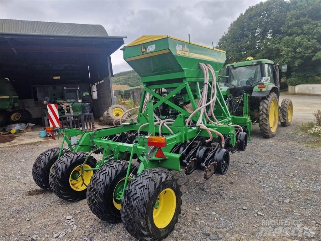 John Deere 750A Sėjimo technika