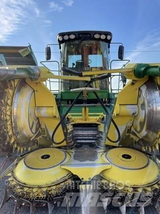 John Deere 7700 Pašarų kombainai