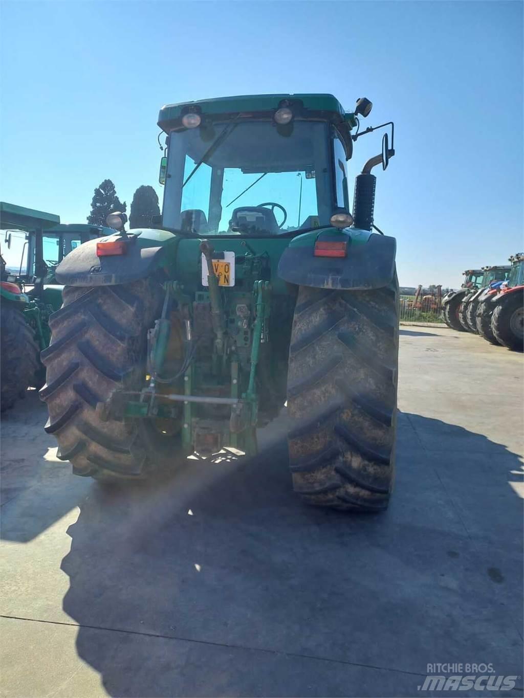 John Deere 7820 Traktoriai